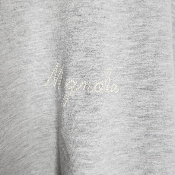 Magnolia Brand Woman's Sweatshirt size Med New w/Tags - Picture 5 of 6
